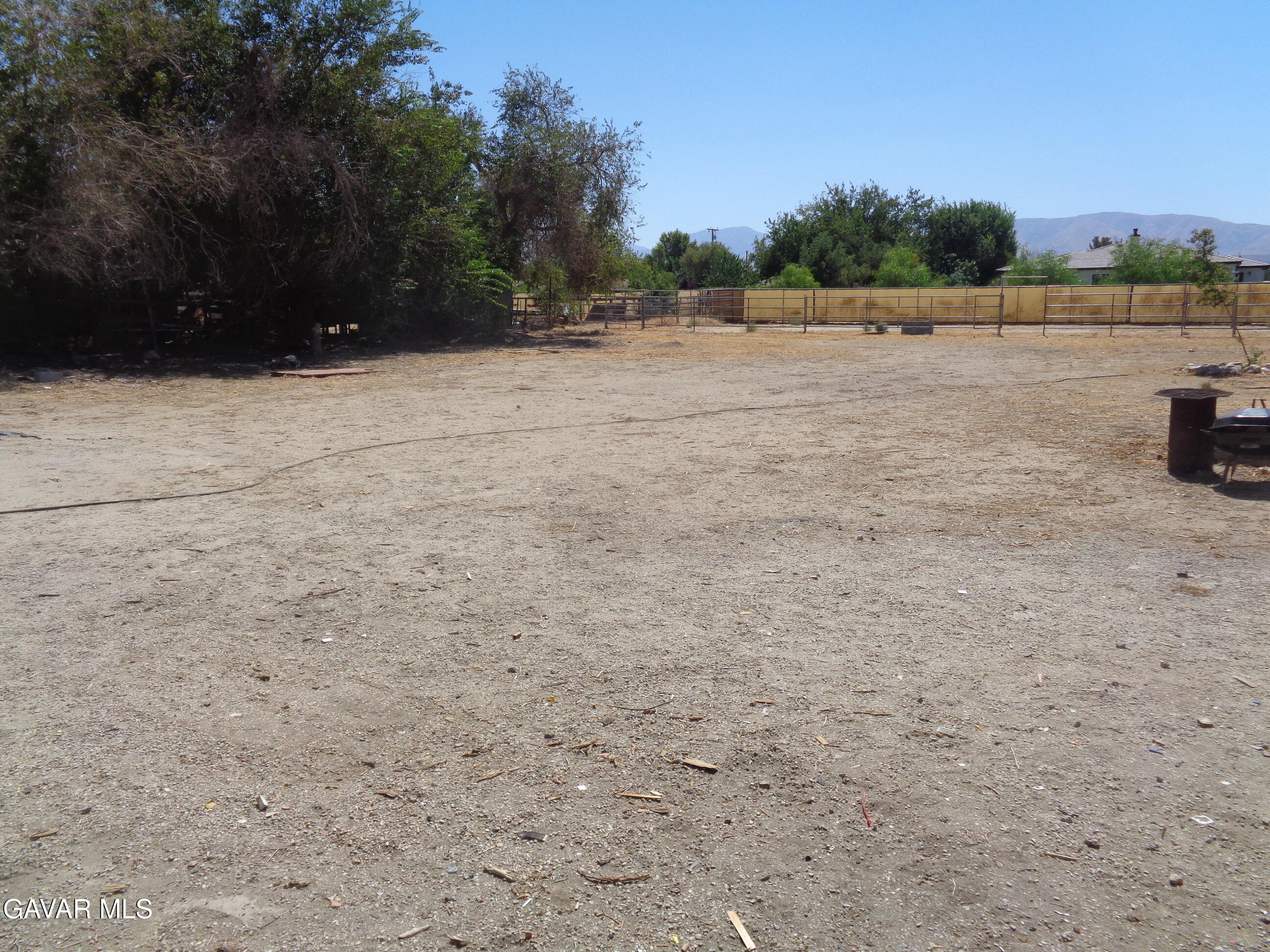 9728 Aveune S10 Street East Littlerock, CA 93543 - Photo 25 of 45 DSC03340