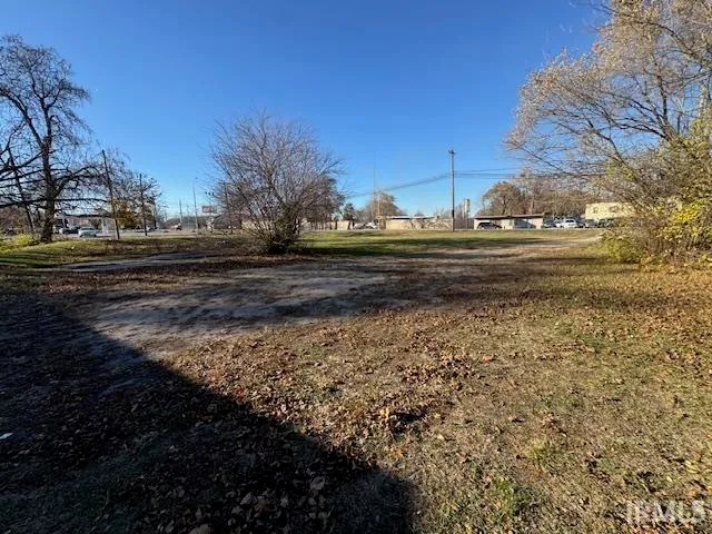 $69,900 | 3325 Lower Huntington Road, Fort Wayne, IN 46809