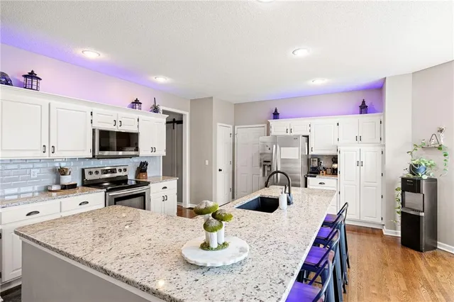 $550,000 | 15826 Maple Street, Overland Park, KS 66223