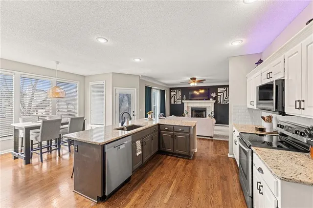 $550,000 | 15826 Maple Street, Overland Park, KS 66223