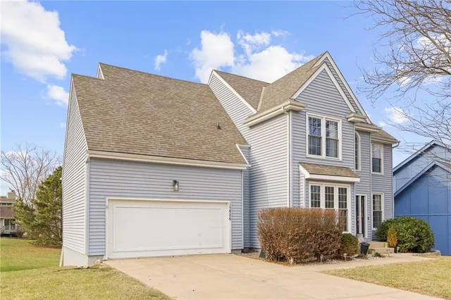 $550,000 | 15826 Maple Street, Overland Park, KS 66223
