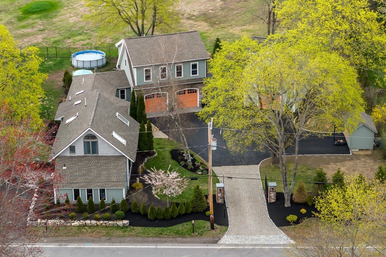 11 Post Road North Hampton, NH 03862 - Photo 8 of 59 Gallery Image 8