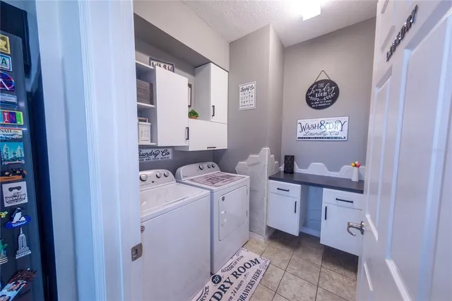 a view of washer and dryer