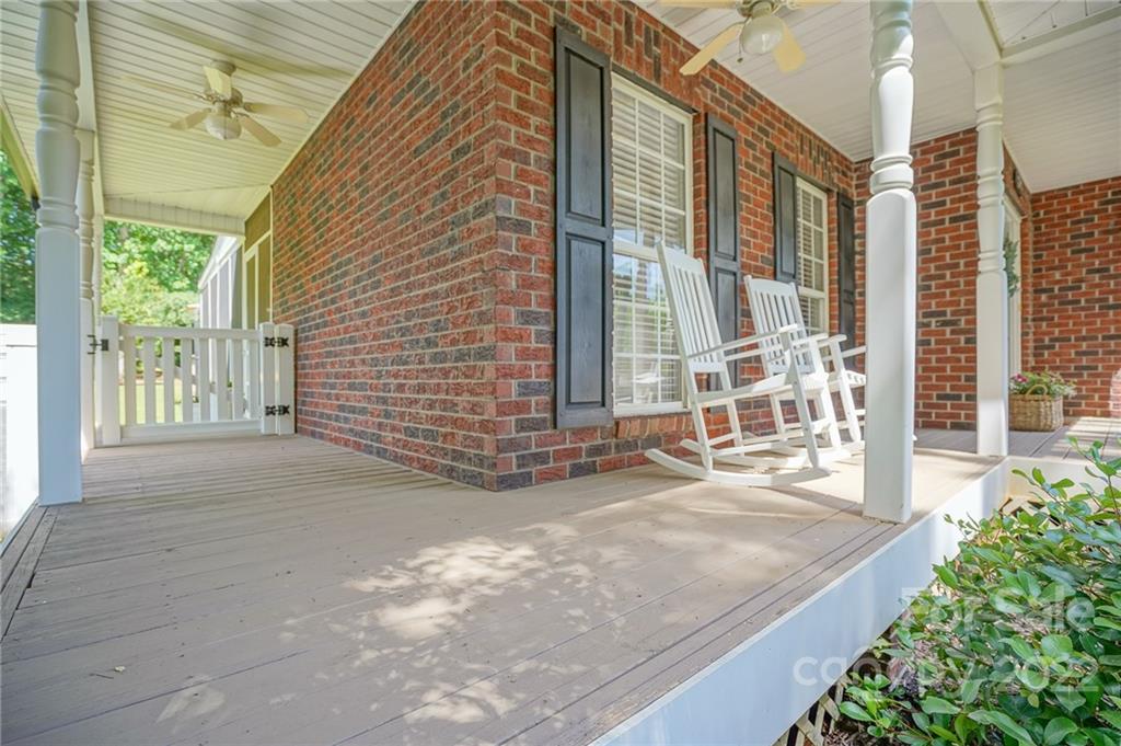 232 Patternote Road Mooresville, NC 28117 - Photo 4 of 27