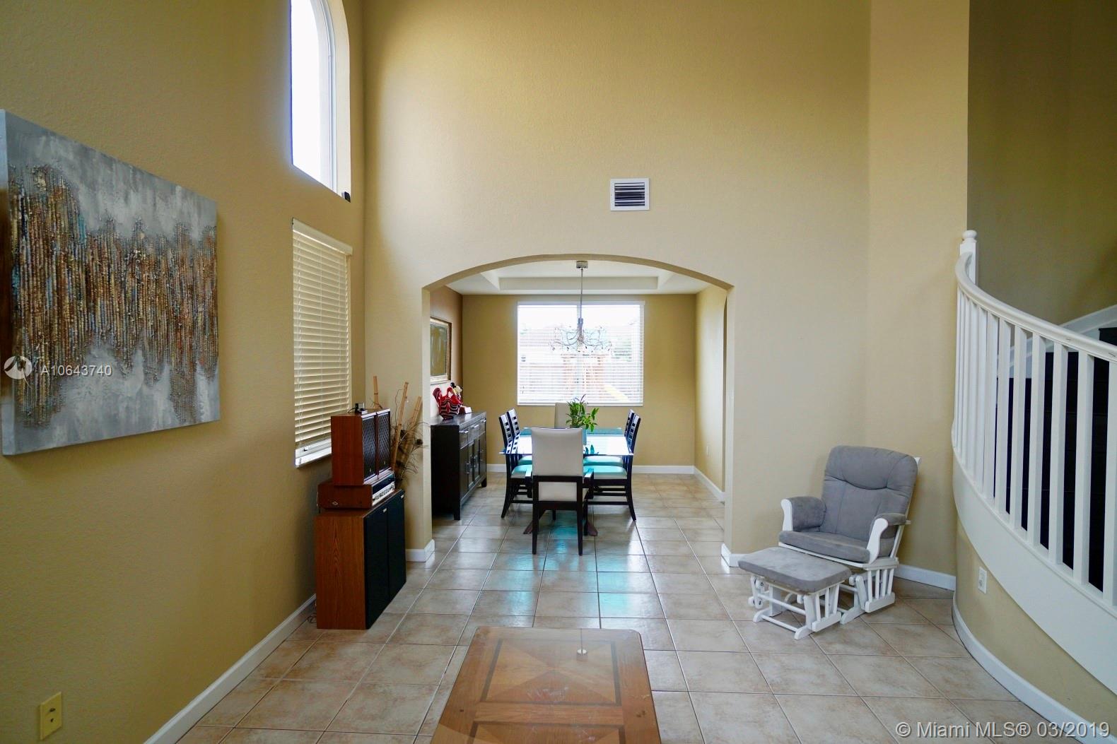 2113 Northeast 40th Road Homestead, FL 33033 - Photo 4 of 26