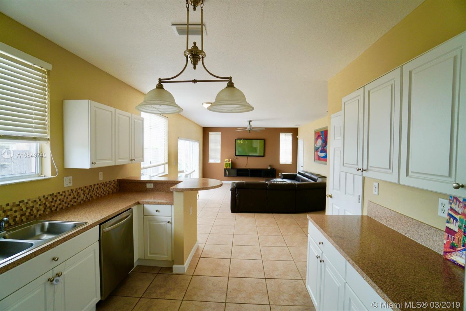 2113 Northeast 40th Road Homestead, FL 33033 - Photo 5 of 26