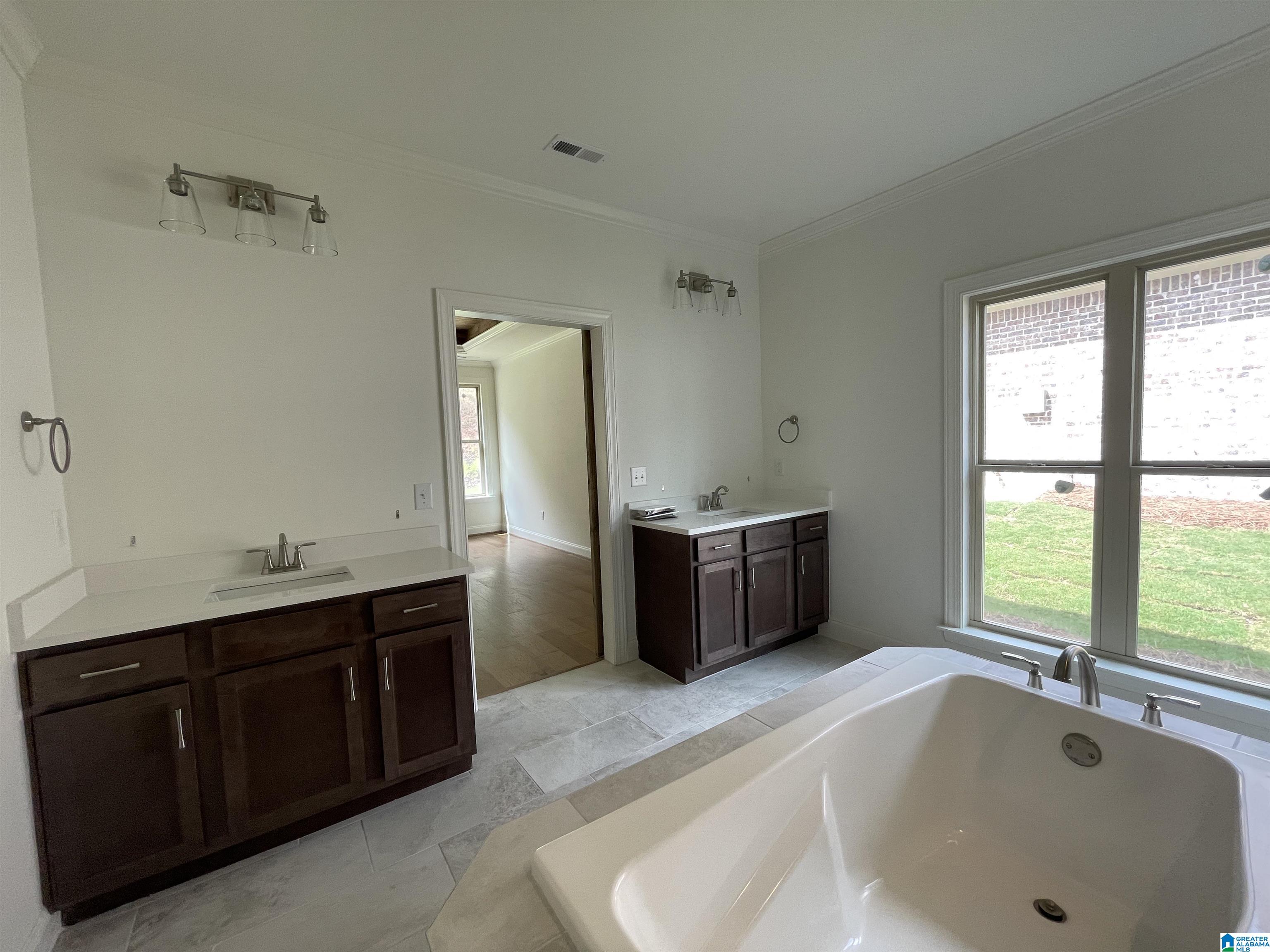 337 Kinross Circle Pelham, AL 35124 - Photo 10 of 14