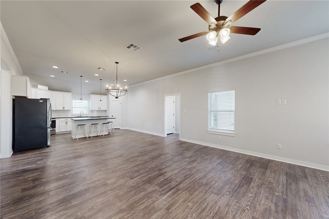 1925 Cambria Drive Bryan, TX 77807 - Photo 14 of 31