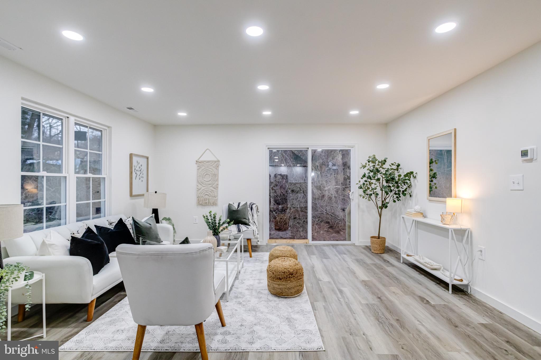 137 East Red Hill Road Conowingo, MD 21918 - Photo 4 of 19 Look at all the recessed lighting