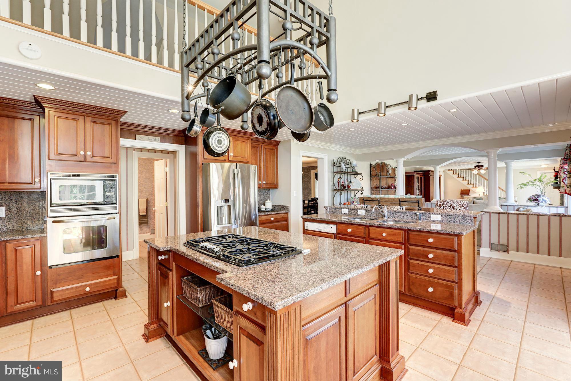 15401 Spring Meadows Drive Germantown, MD 20874 - Photo 11 of 27 Kitchen