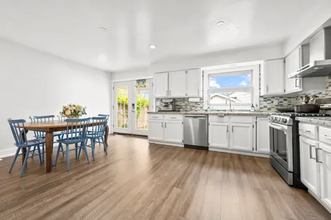 $599,000 | 33 South June Terrace, Lake Forest, IL 60045