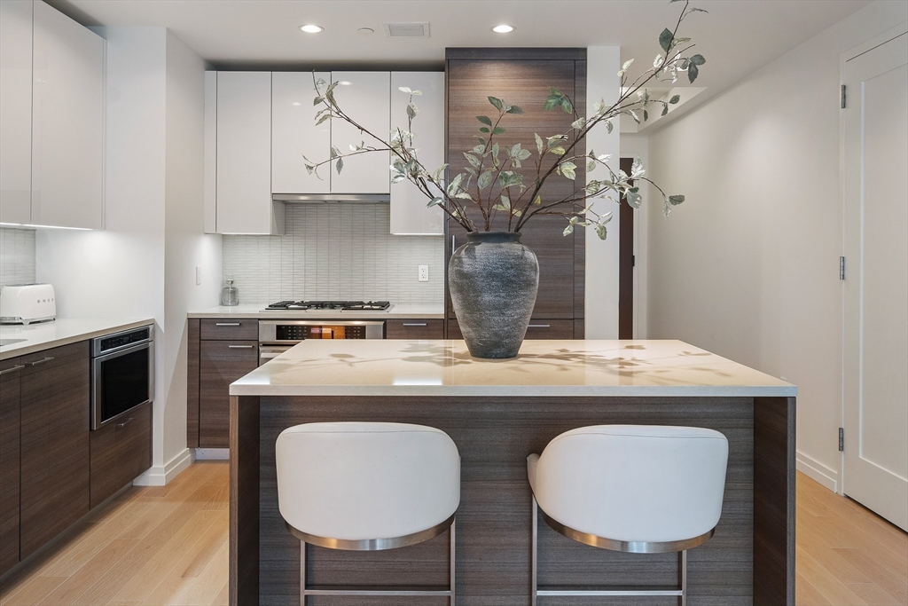 1 Franklin Street, Unit 1506 Boston, MA 02110 - Photo 6 of 37