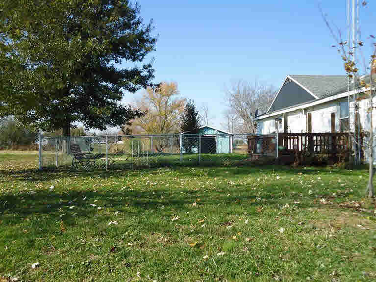 8191 South Voyles Road Pekin, IN 47165 - Photo 9 of 12 Gallery Image 9