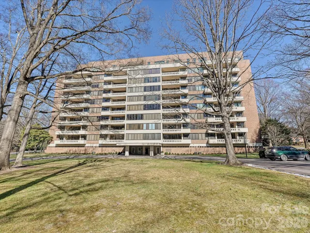 $1,445,000 | 2633 Richardson Drive, Unit 5B, Charlotte, NC 28211