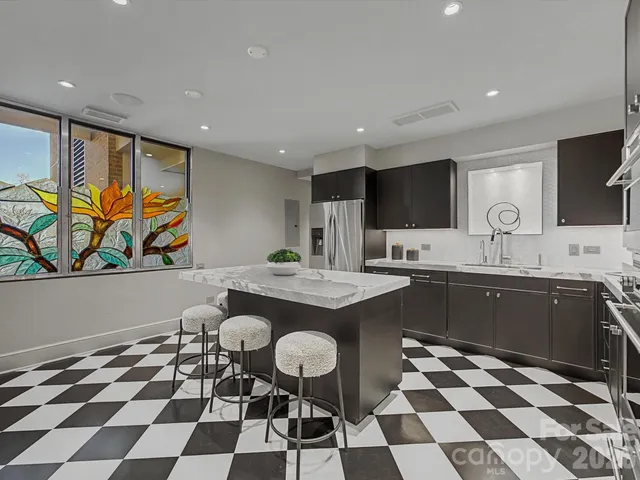 $1,445,000 | 2633 Richardson Drive, Unit 5B, Charlotte, NC 28211