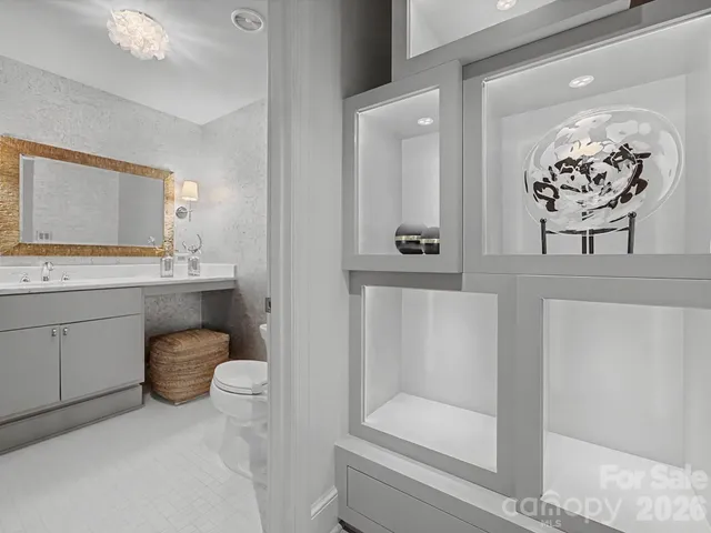 $1,445,000 | 2633 Richardson Drive, Unit 5B, Charlotte, NC 28211