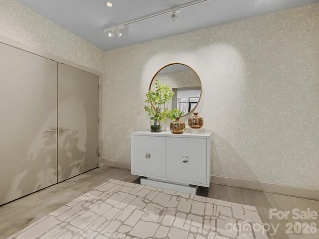 $1,445,000 | 2633 Richardson Drive, Unit 5B, Charlotte, NC 28211