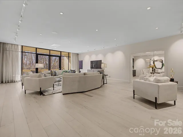$1,445,000 | 2633 Richardson Drive, Unit 5B, Charlotte, NC 28211