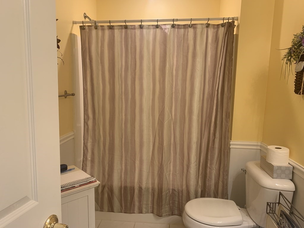 7 Queen Of Roses Lane, Unit 7 Uxbridge, MA 01569 - Photo 17 of 29 Gallery Image 17