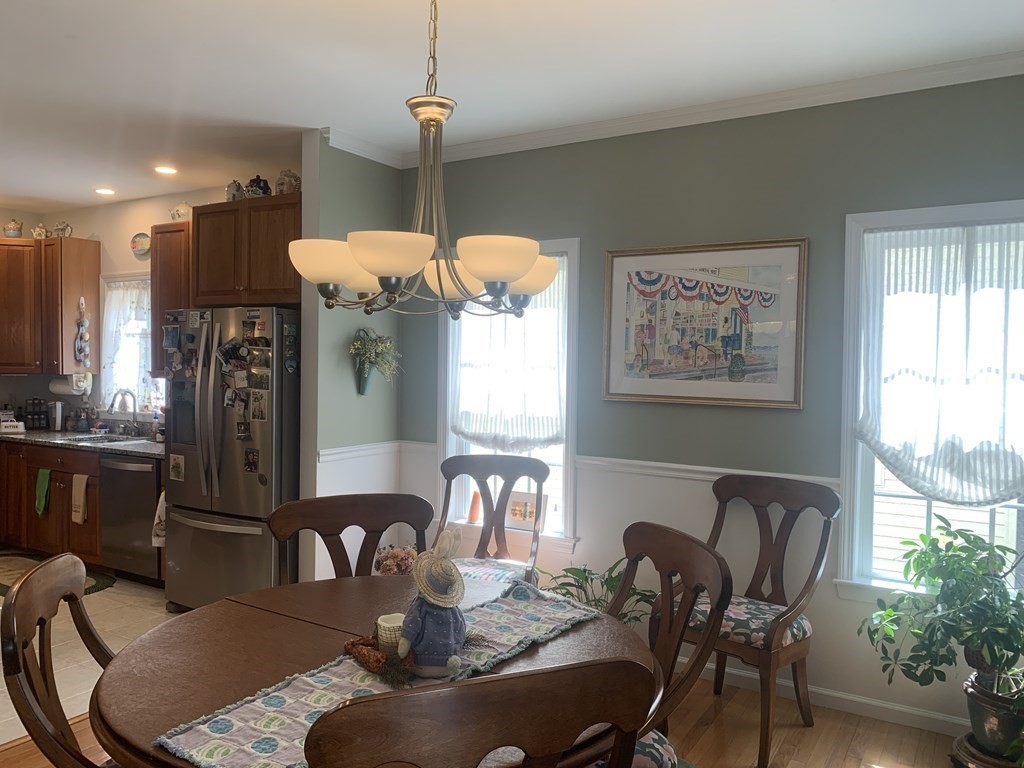 7 Queen Of Roses Lane, Unit 7 Uxbridge, MA 01569 - Photo 10 of 29 Gallery Image 10