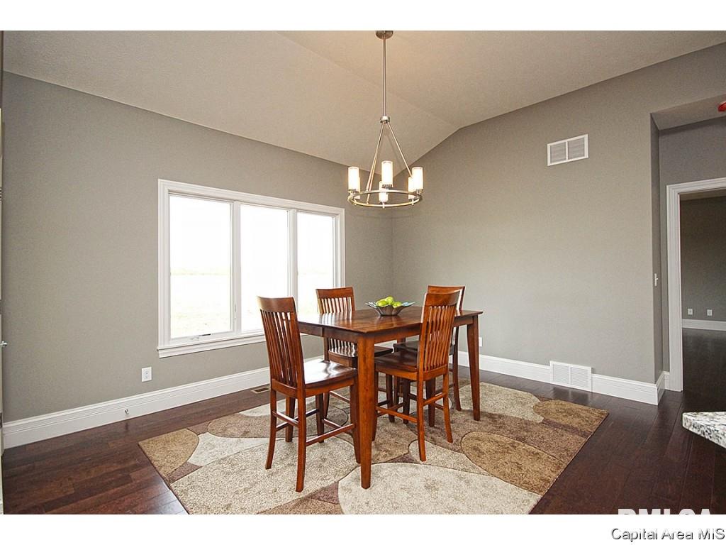 3609 Crystal Spring Drive Springfield, IL 62711 - Photo 8 of 26
