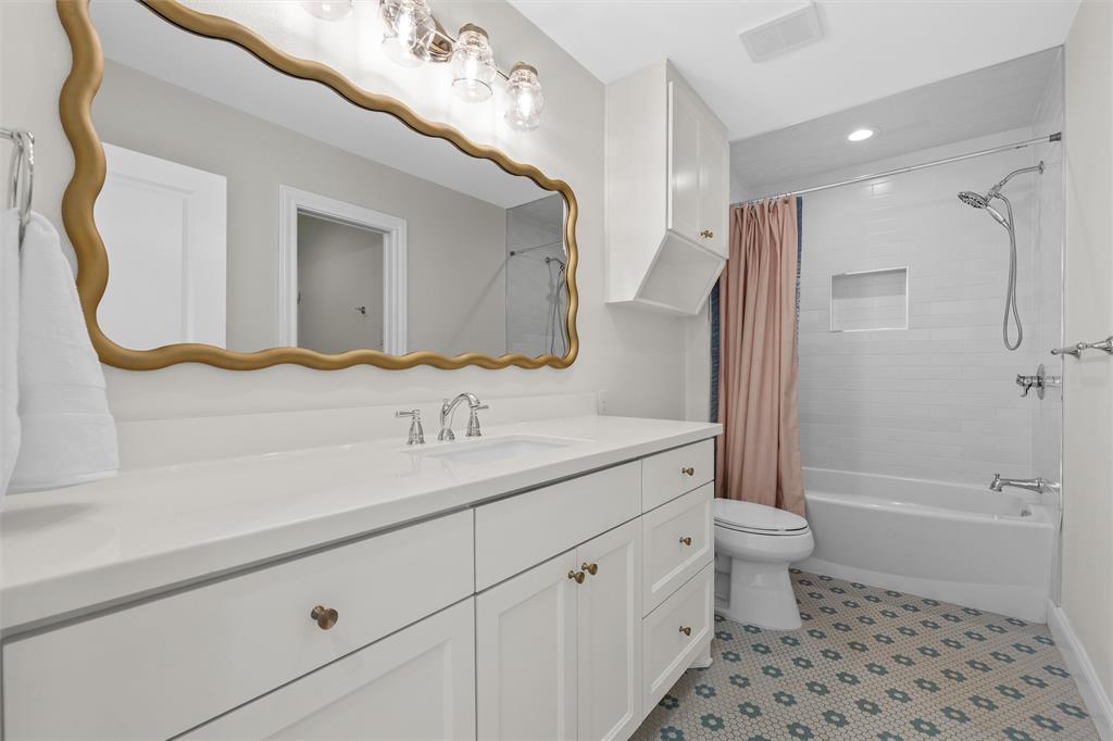 310 Rabbit Hill Lorena, TX 76655 - Photo 21 of 40