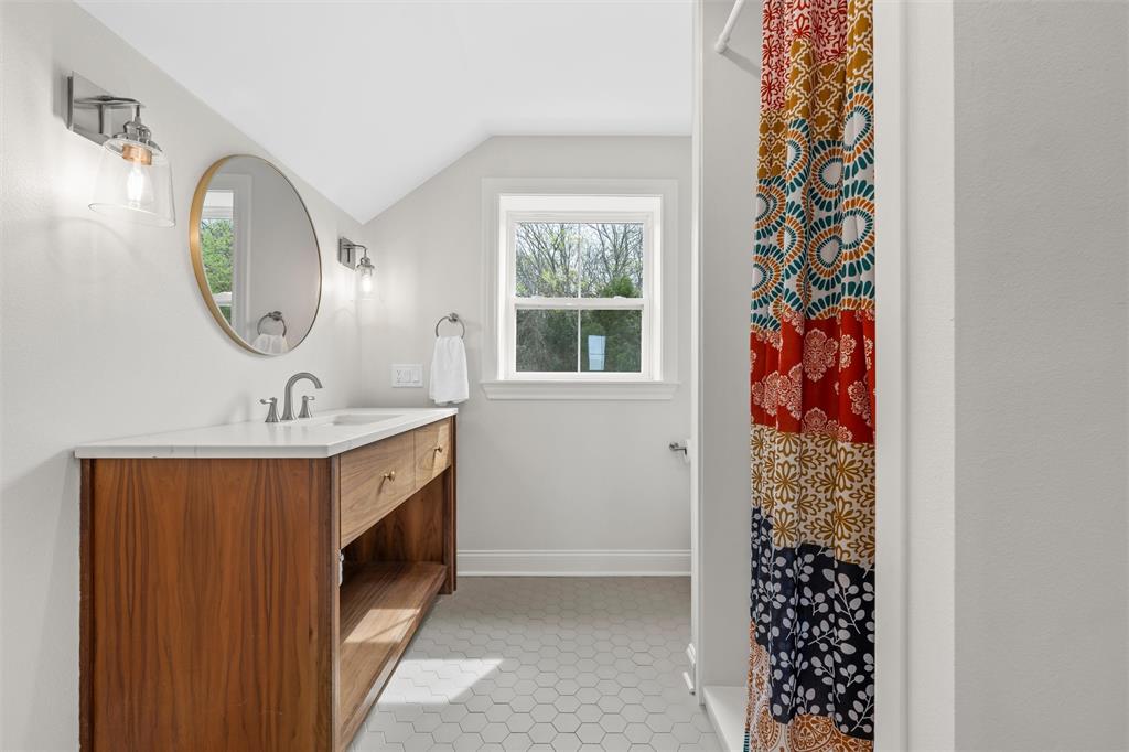 310 Rabbit Hill Lorena, TX 76655 - Photo 28 of 40