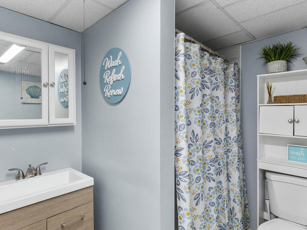 27 Lloyd Street Pawtucket, RI 02860 - Photo 18 of 24