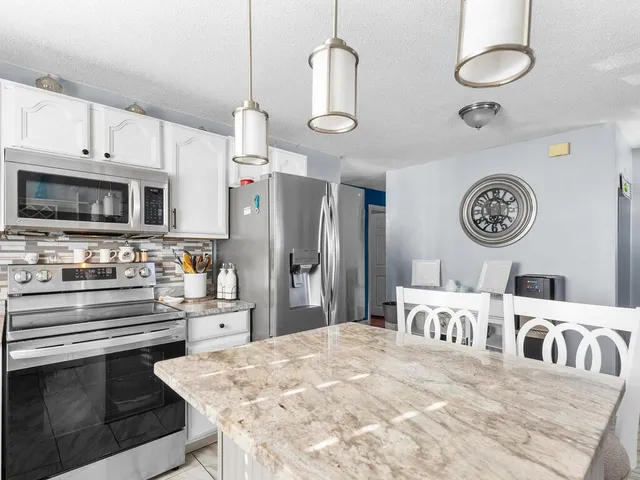 $425,000 | 27 Lloyd Street, Pawtucket, RI 02860