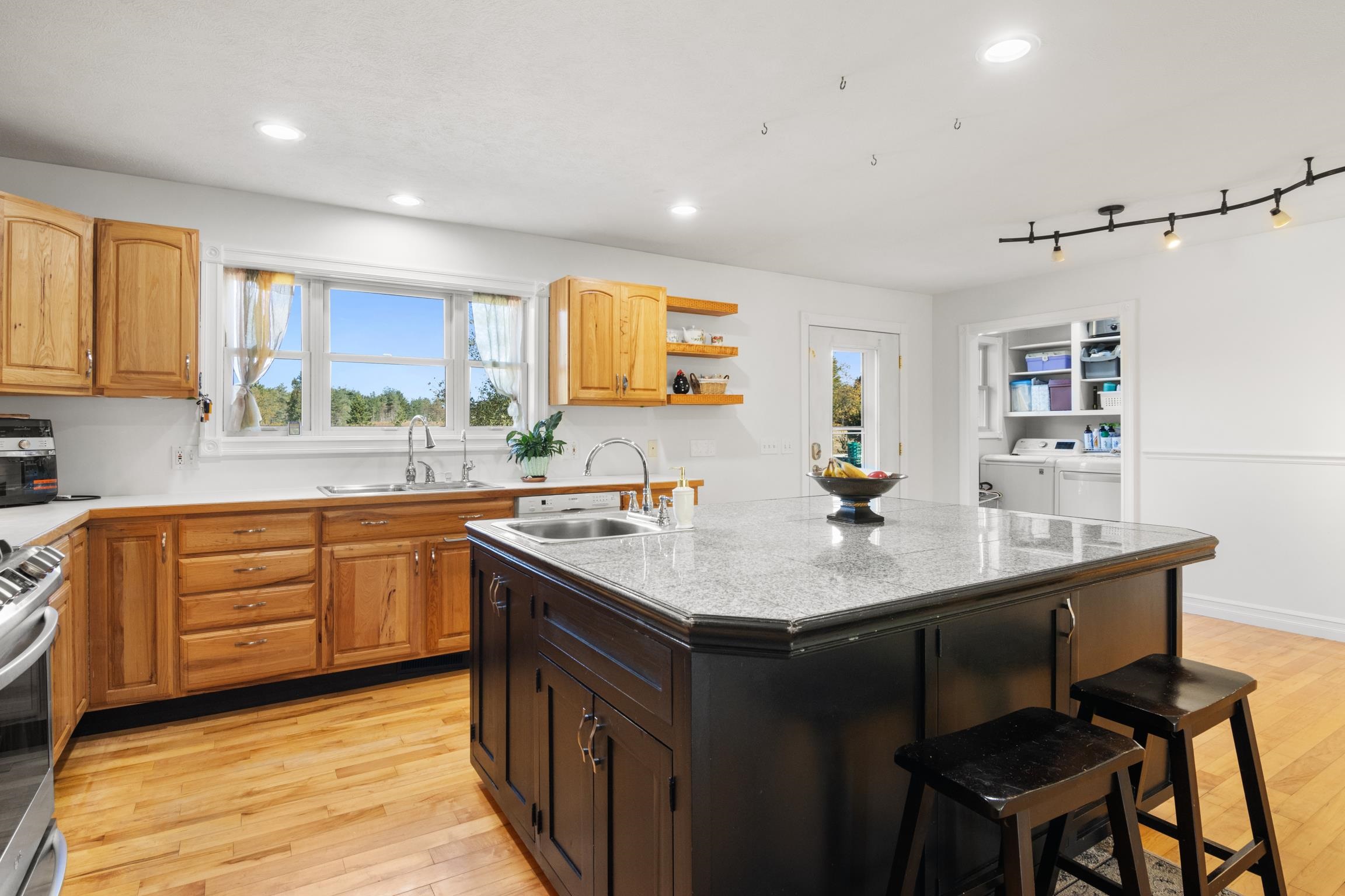 17444 Fewins Road Interlochen, MI 49643 - Photo 3 of 40 1928149-45370396-c79c-4ab1-b24d-333f6f9df232.JPG