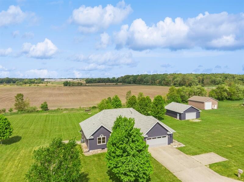 724 North Fail Road La Porte, IN 46350 - Photo 44 of 44 801x600