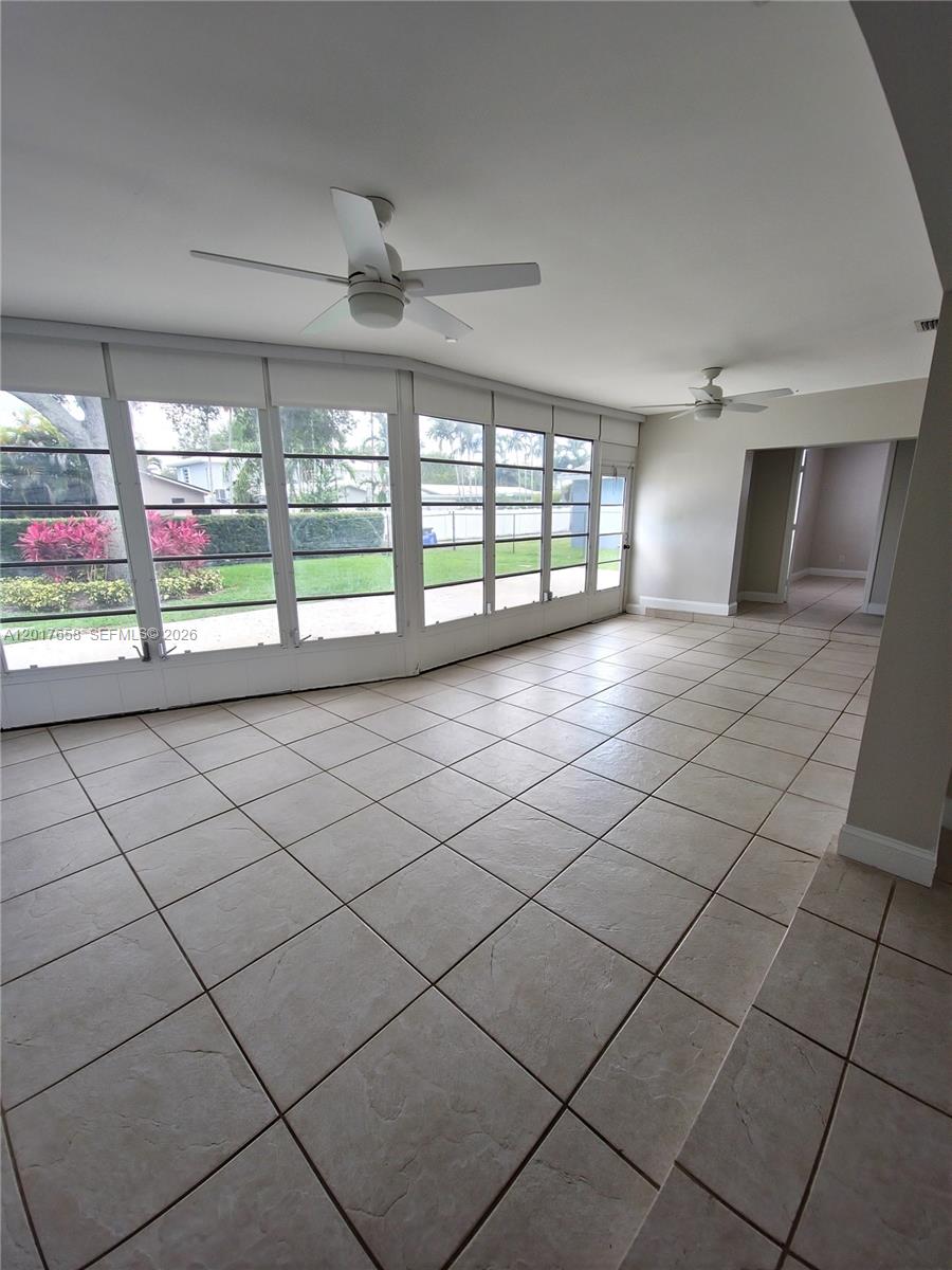4900 Cleveland Street Hollywood, FL 33021 - Photo 7 of 25