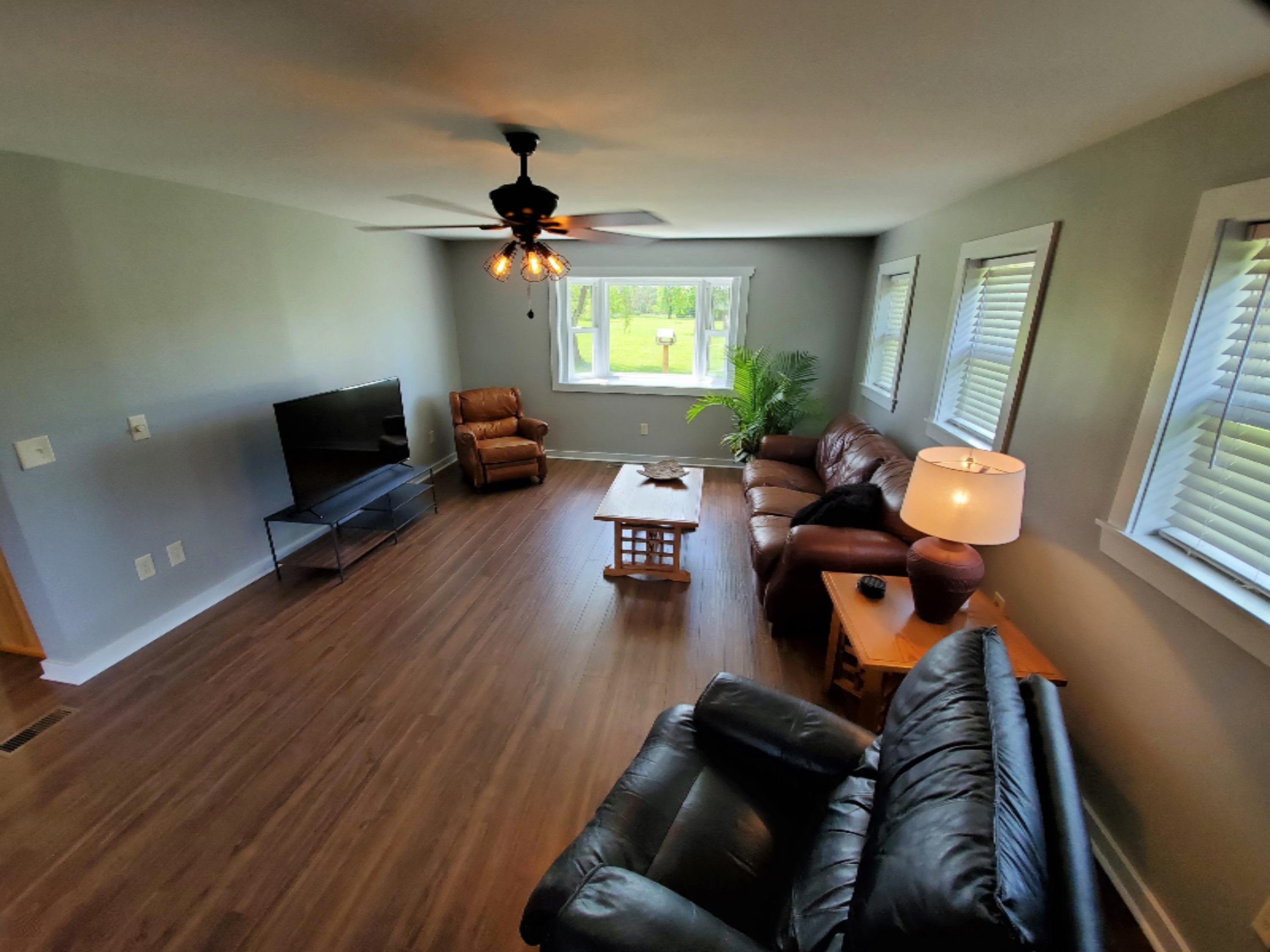 18951 Jefferson Road Morley, MI 49336 - Photo 13 of 29 Living Room03
