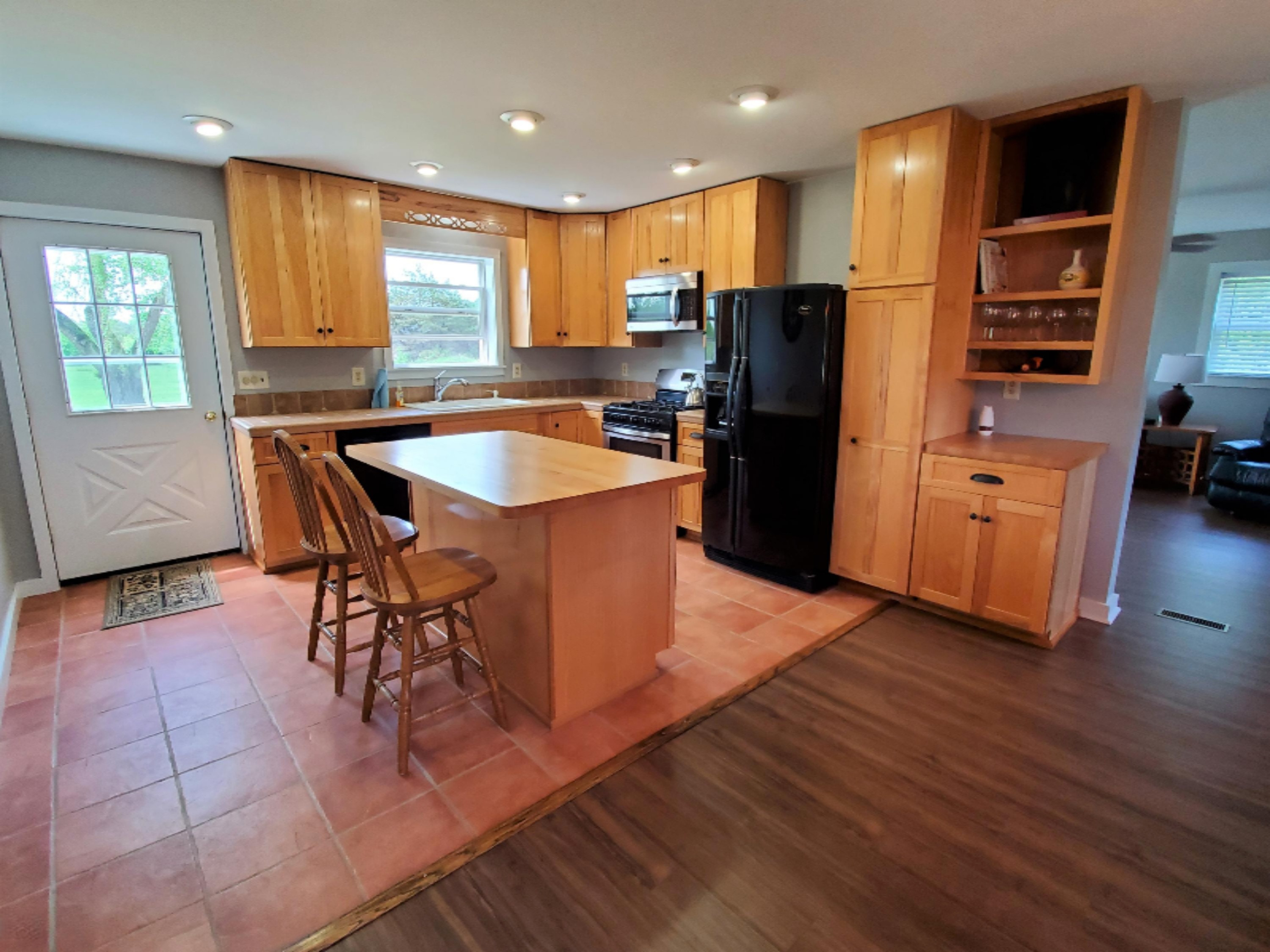 18951 Jefferson Road Morley, MI 49336 - Photo 7 of 29 Kitchen03