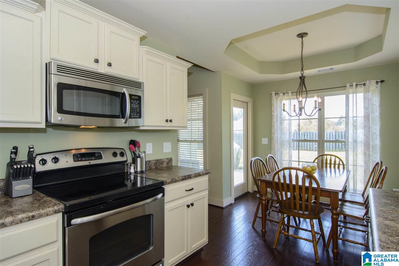 4862 Stonecreek Way Calera, AL 35040 - Photo 2 of 40
