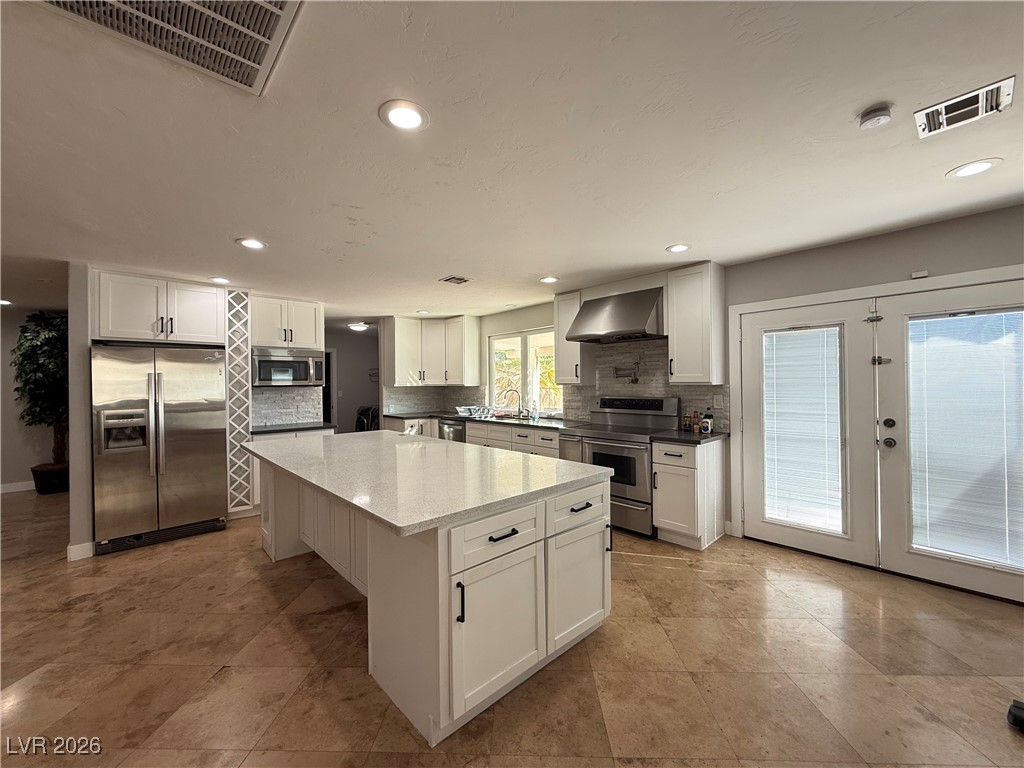 Undisclosed Address Las Vegas, NV 89146 - Photo 13 of 71