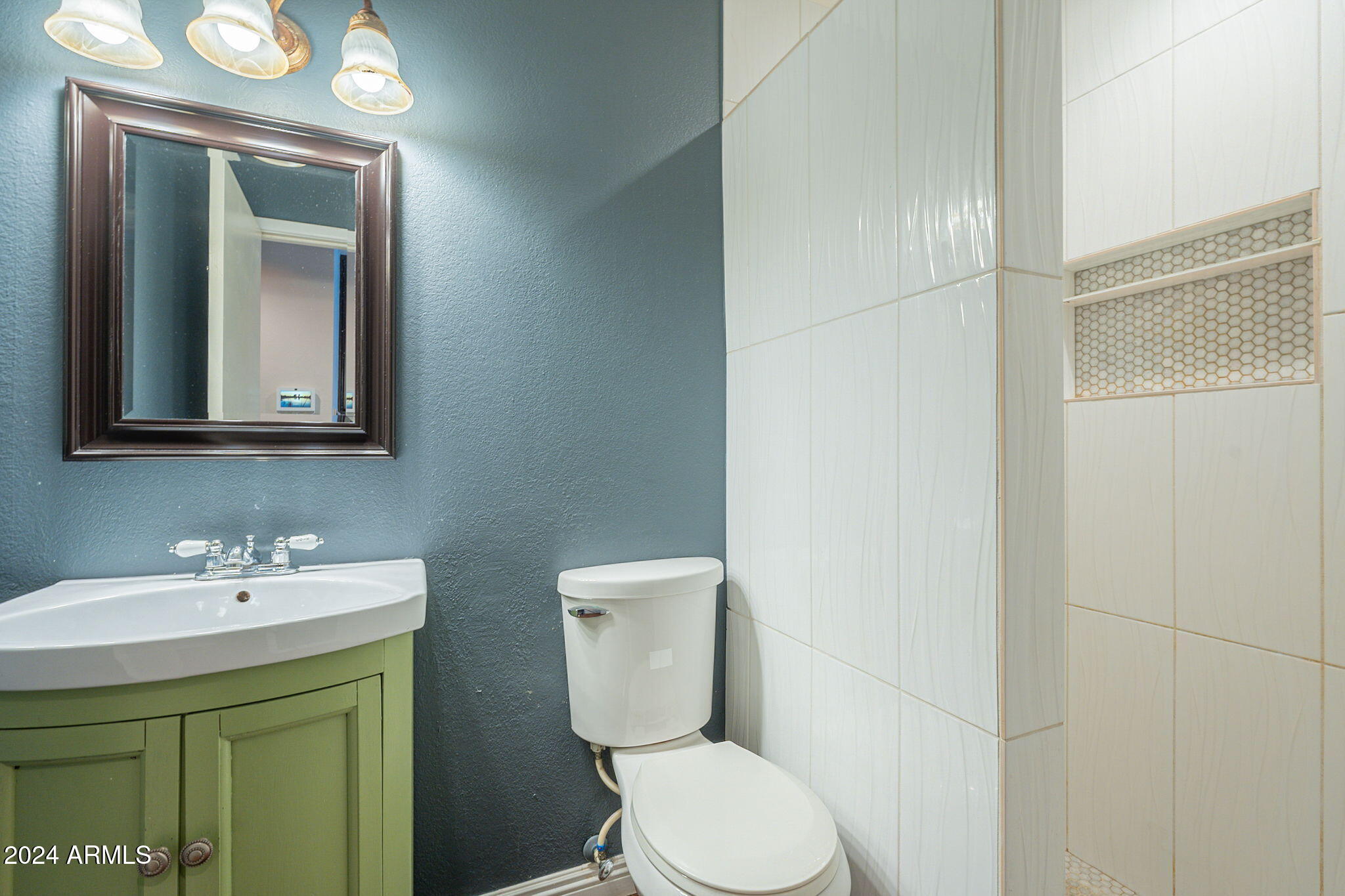 1701 East Fremont Road Phoenix, AZ 85042 - Photo 11 of 19 18-web-or-mls-Fremont-18