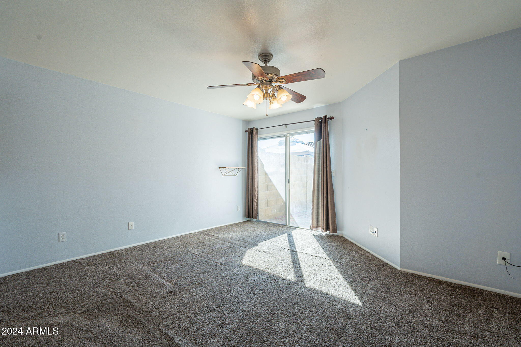 1701 East Fremont Road Phoenix, AZ 85042 - Photo 14 of 19 21-web-or-mls-Fremont-21