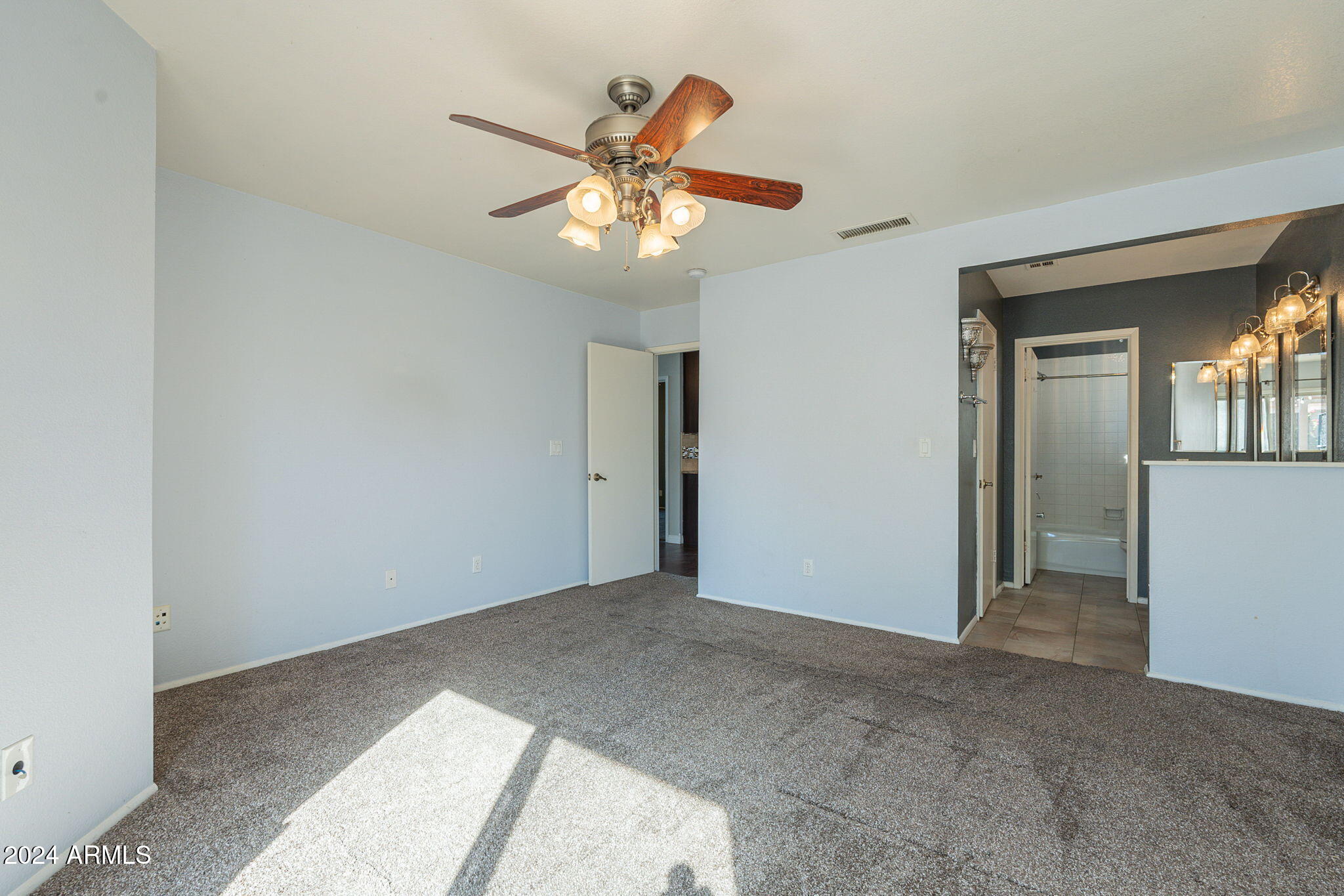 1701 East Fremont Road Phoenix, AZ 85042 - Photo 15 of 19 23-web-or-mls-Fremont-23