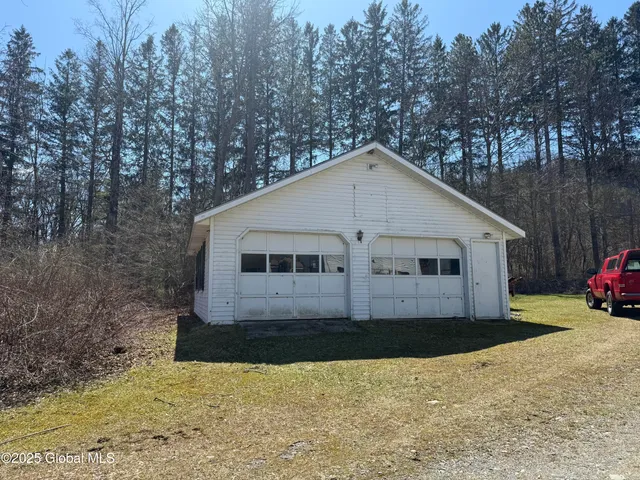 $399,000 | 17971 Highway 22, Berlin, NY 12022