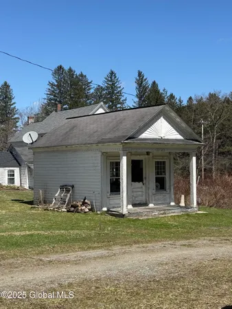 $399,000 | 17971 Highway 22, Berlin, NY 12022