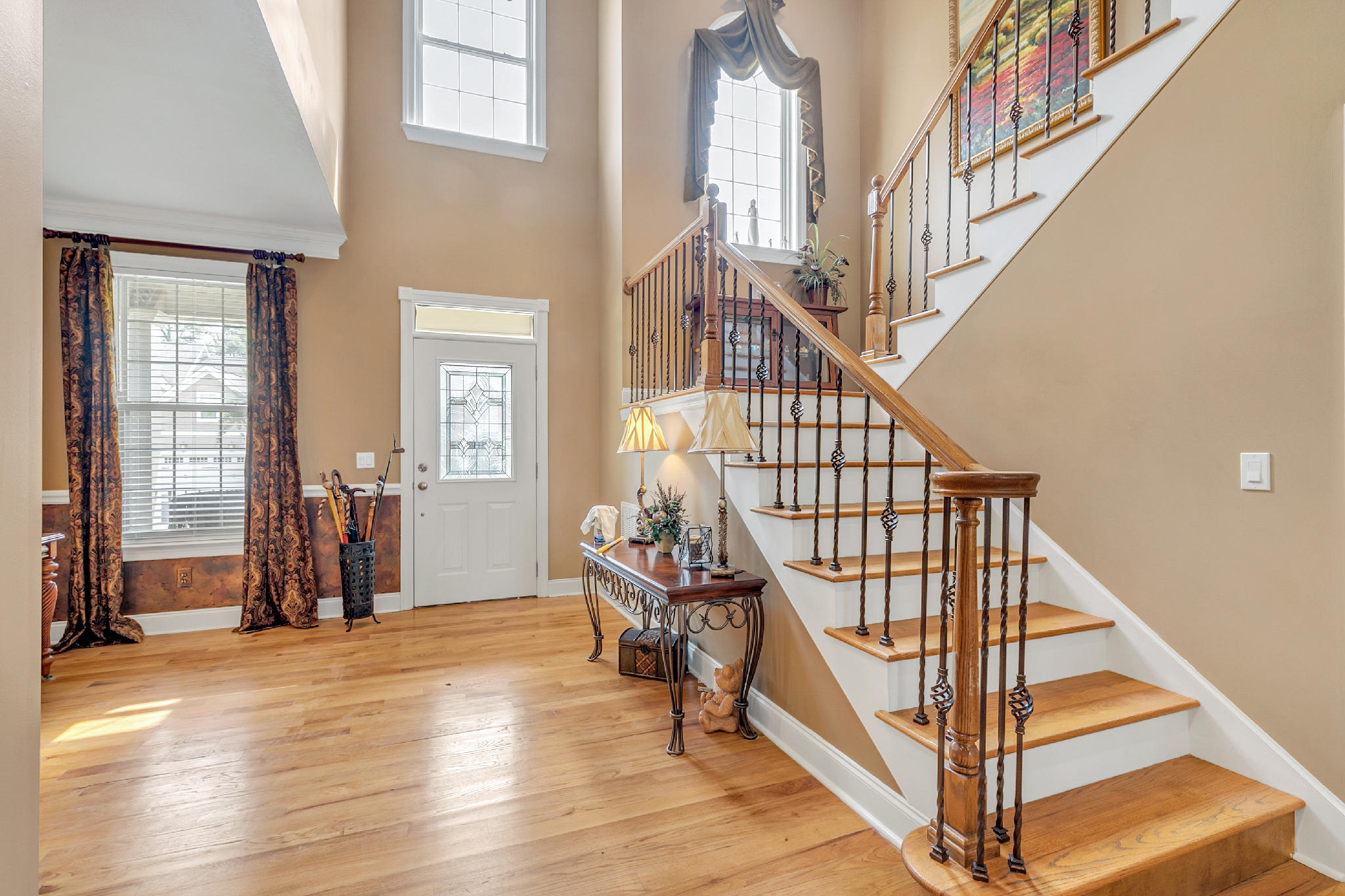 3219 Ripplin Run Lane Ooltewah, TN 37363 - Photo 25 of 54 Stair Case view from Great Rm.