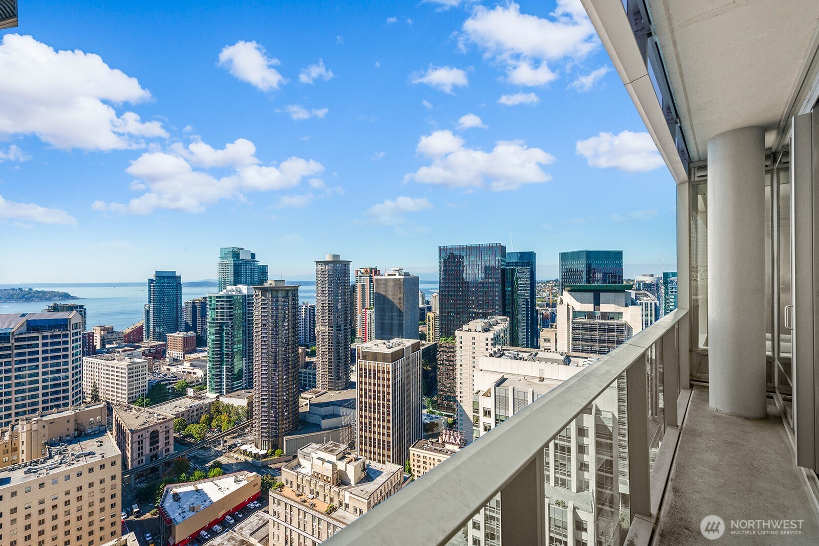 737 Olive Way, Unit 3509 Seattle, WA 98101 - Photo 2 of 31 a view of a balcony with city view