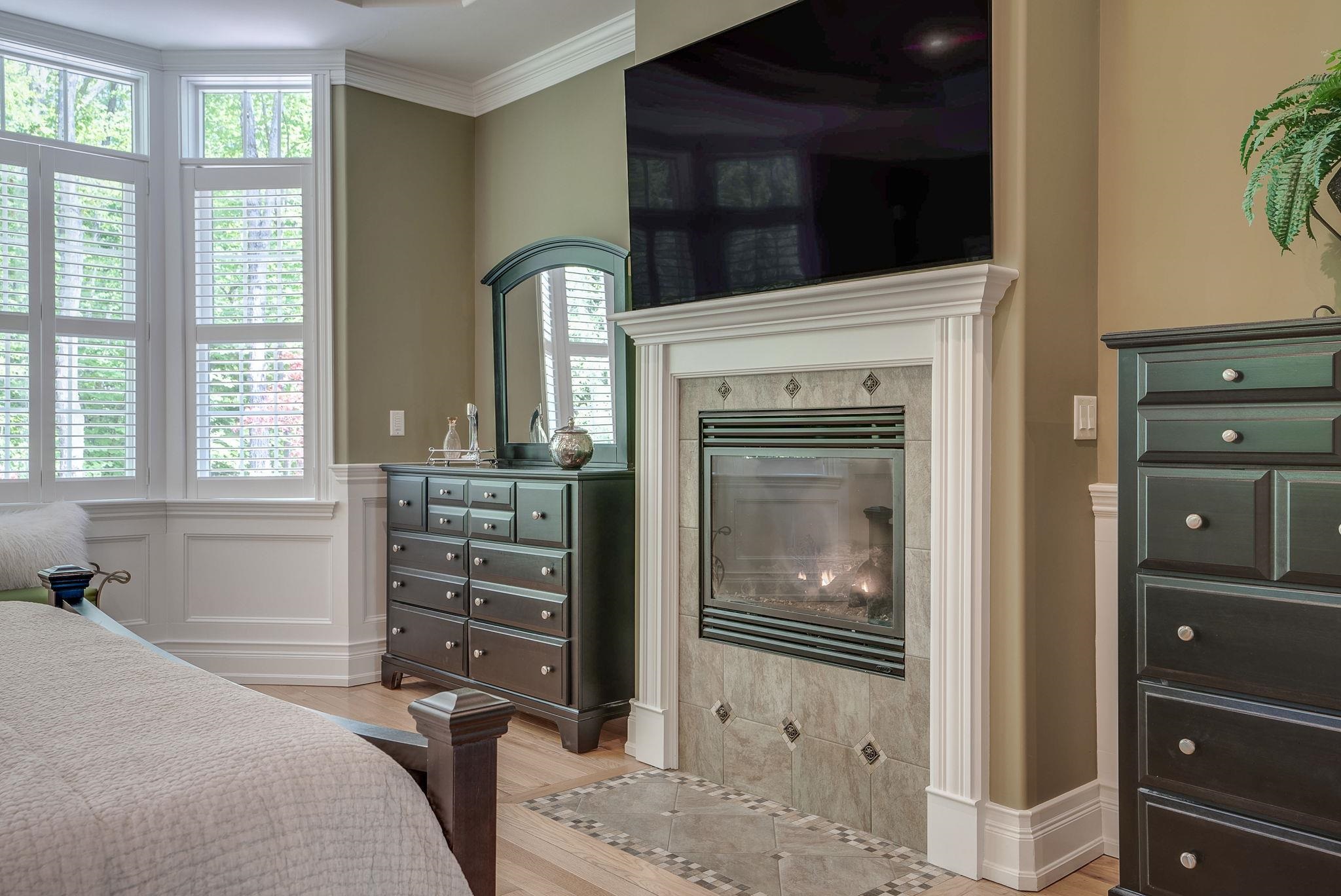 61 Riddle Drive Bedford, NH 03110 - Photo 22 of 40