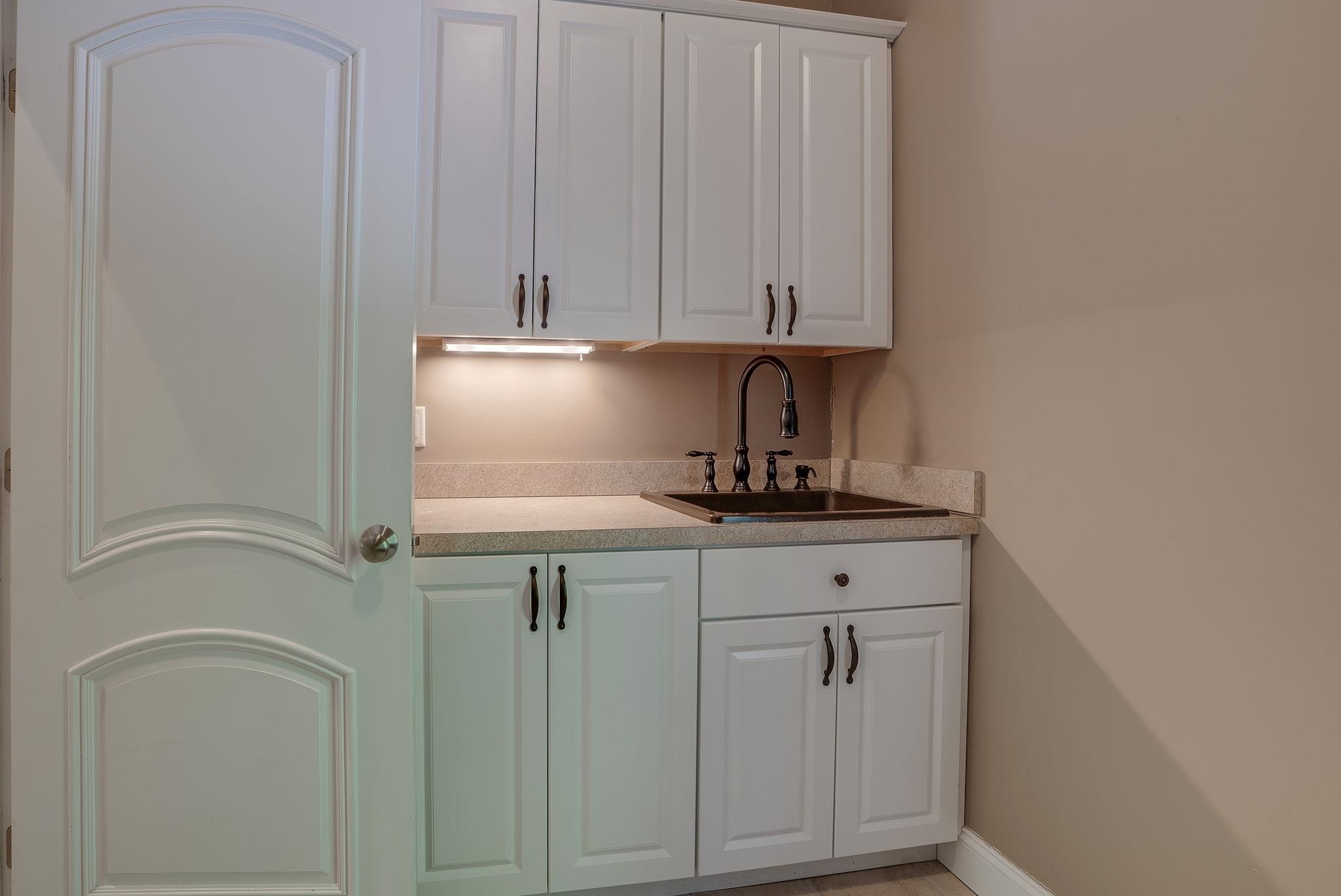 61 Riddle Drive Bedford, NH 03110 - Photo 28 of 40