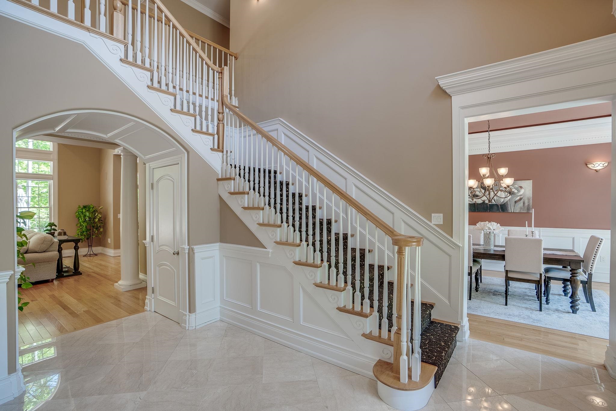 61 Riddle Drive Bedford, NH 03110 - Photo 5 of 40