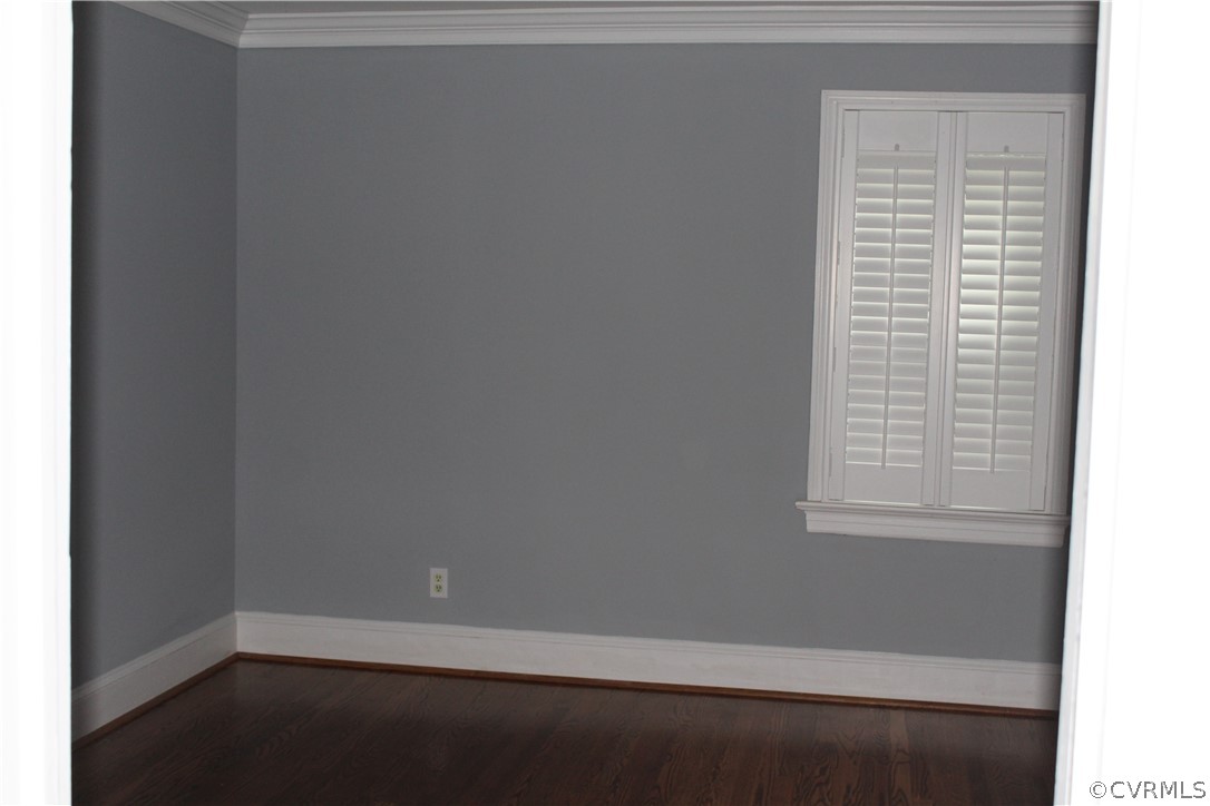13621 Thorngate Road Midlothian, VA 23113 - Photo 37 of 46 a view of a small space with a window