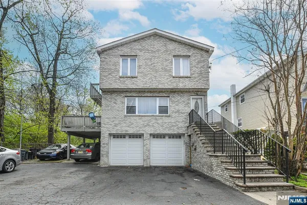$949,000 | 223 Canterbury Avenue, North Arlington, NJ 07031