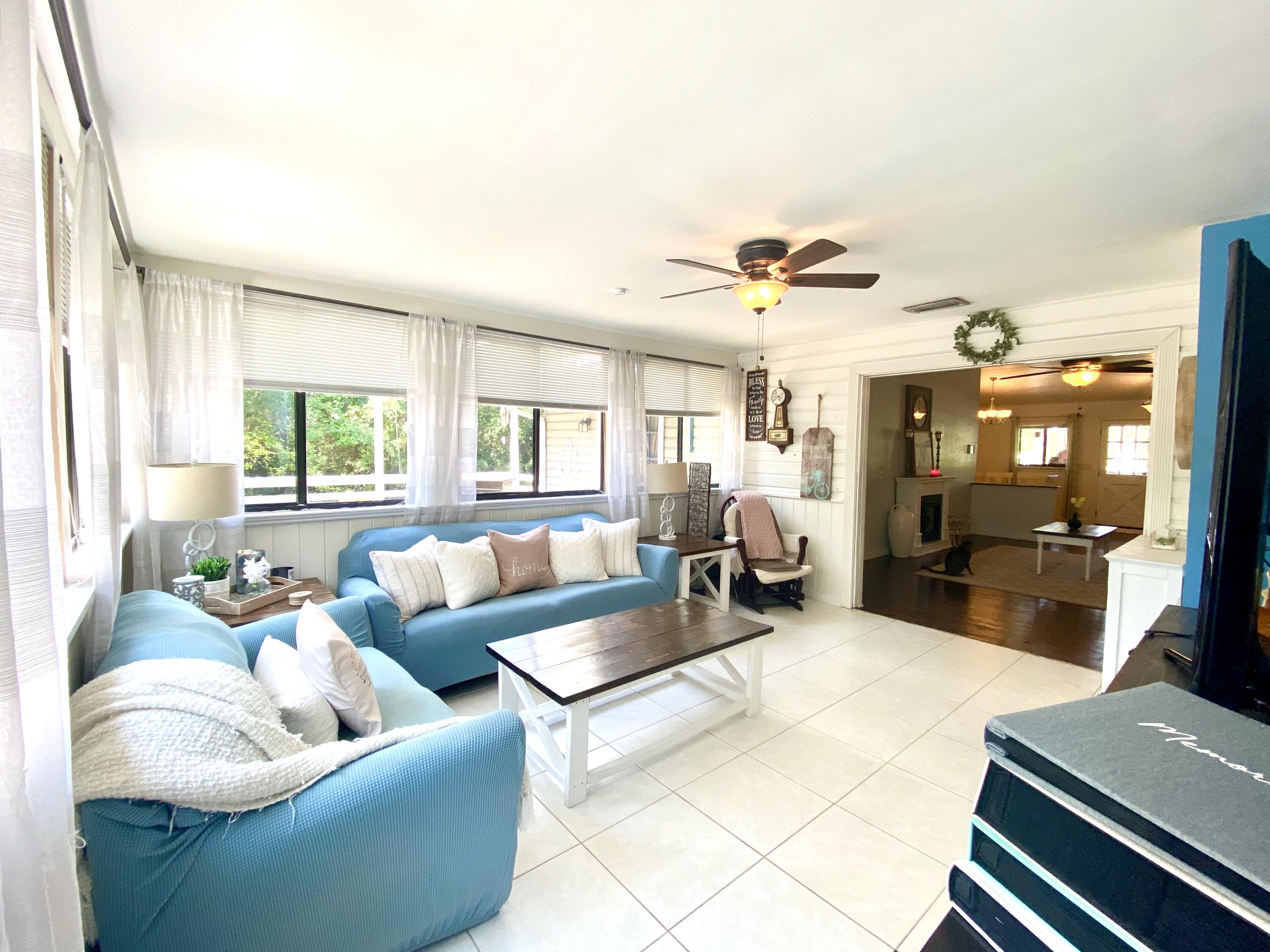 13130 85th Road North The Acreage, FL 33412 - Photo 11 of 34 8F5A803E-3296-422D-A48E-6D3666AFB198