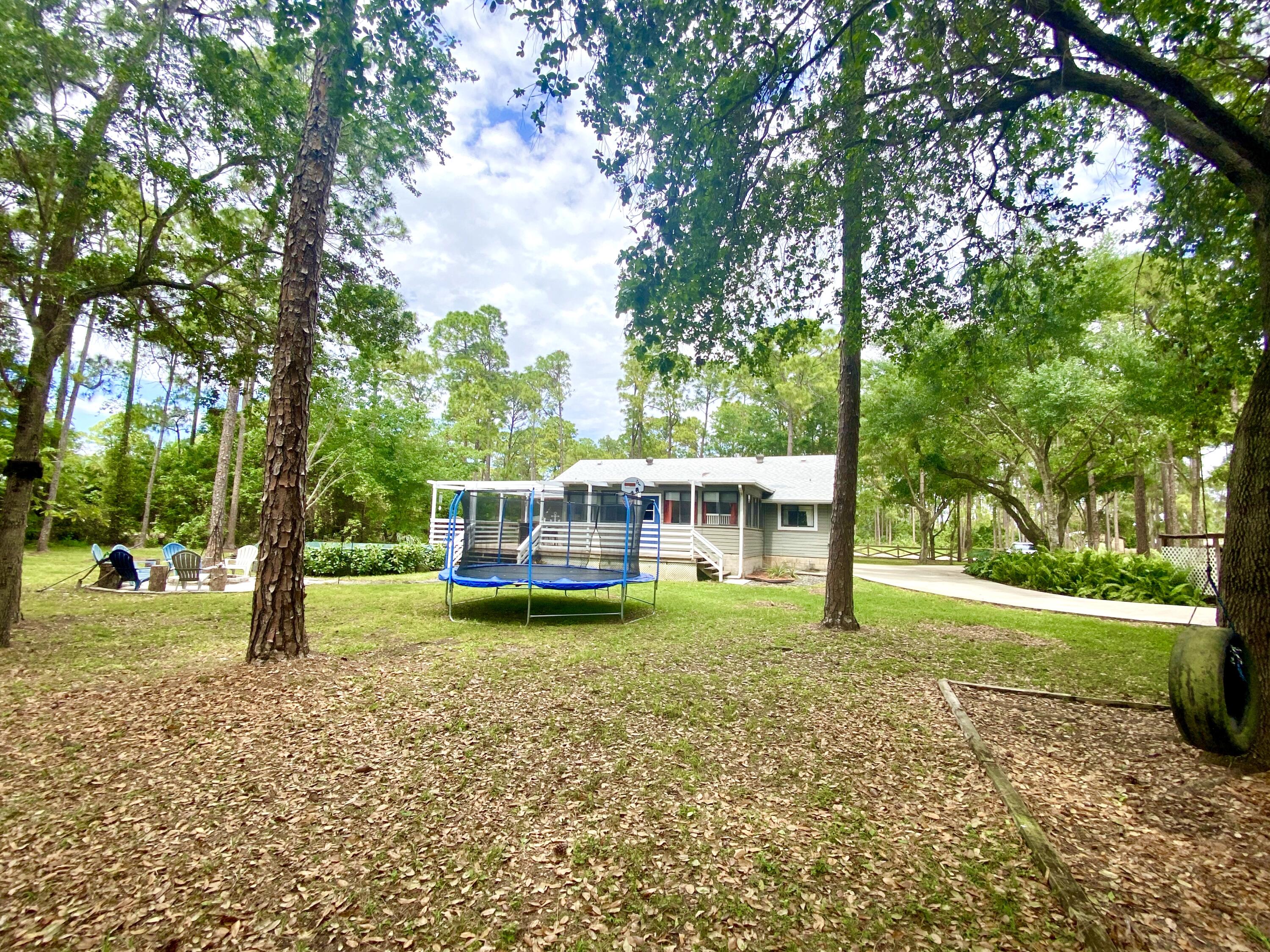 13130 85th Road North The Acreage, FL 33412 - Photo 28 of 34 1D8A6E5E-B59E-4B35-9BA0-DEA1ADB3391C